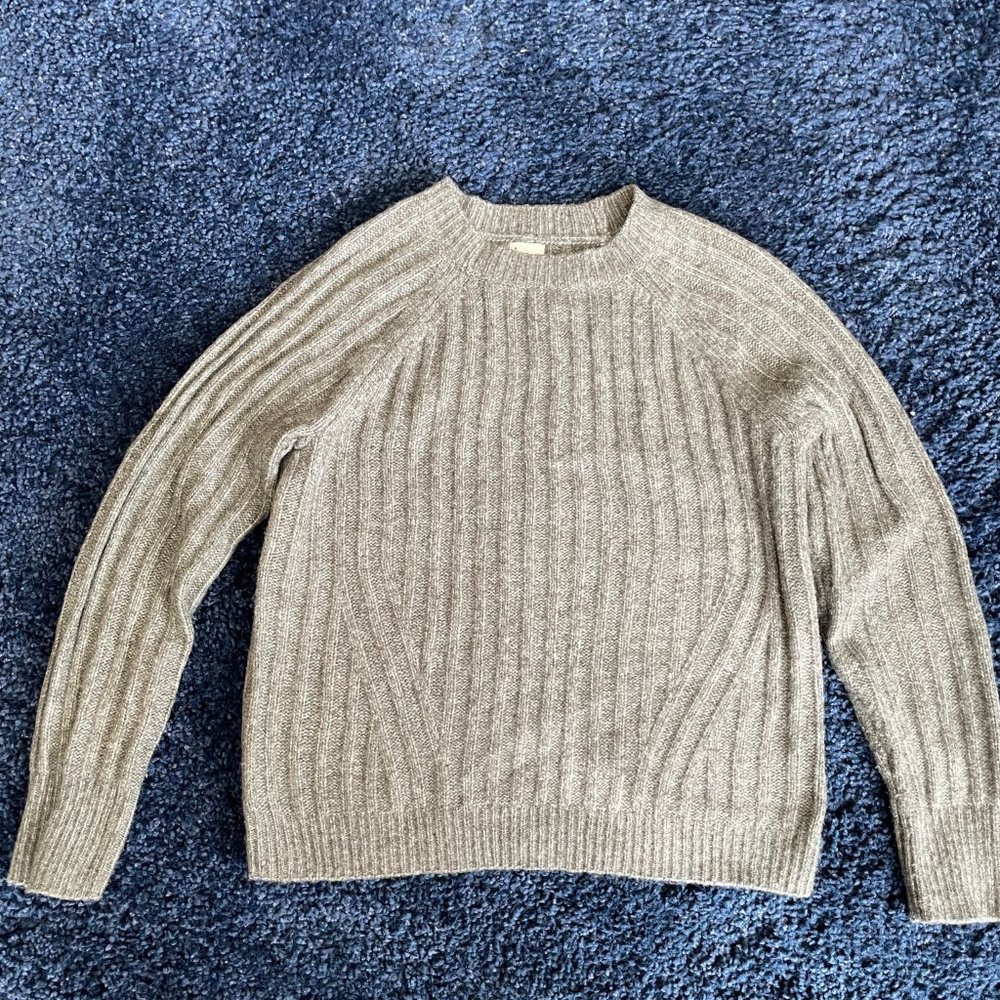 Grey sweater